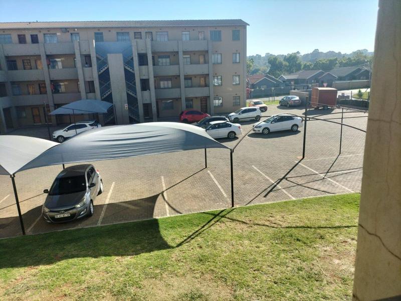 2 Bedroom Property for Sale in Fleurhof Gauteng