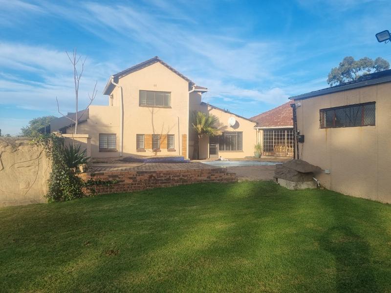 9 Bedroom Property for Sale in Groblerpark Gauteng