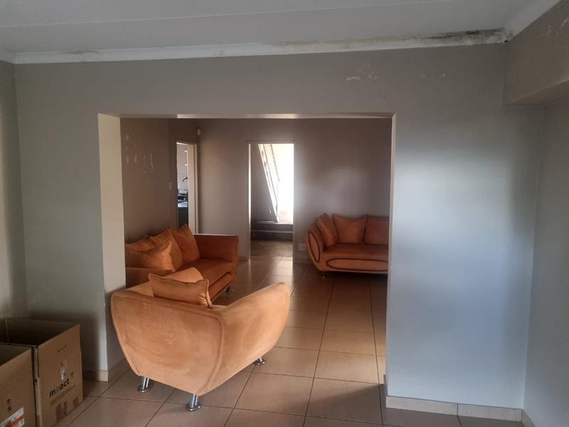 9 Bedroom Property for Sale in Groblerpark Gauteng