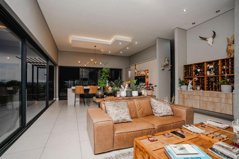 5 Bedroom Property for Sale in Midstream Ridge Gauteng