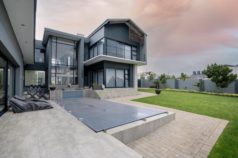 5 Bedroom Property for Sale in Midstream Ridge Gauteng