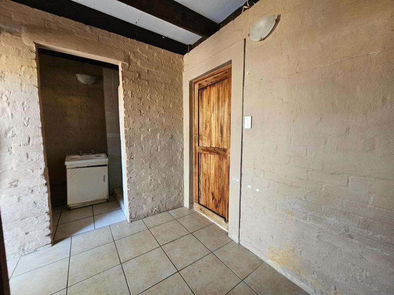 6 Bedroom Property for Sale in Muldersdrift Gauteng