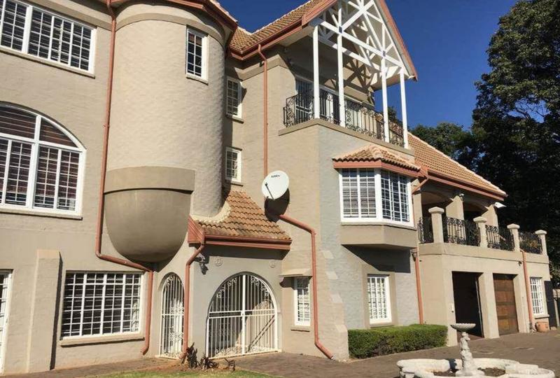 5 Bedroom Property for Sale in Waterkloof A H Gauteng