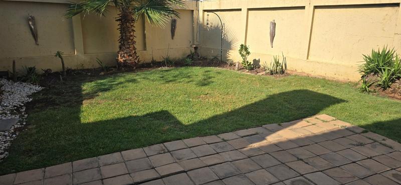 2 Bedroom Property for Sale in Annlin Gauteng