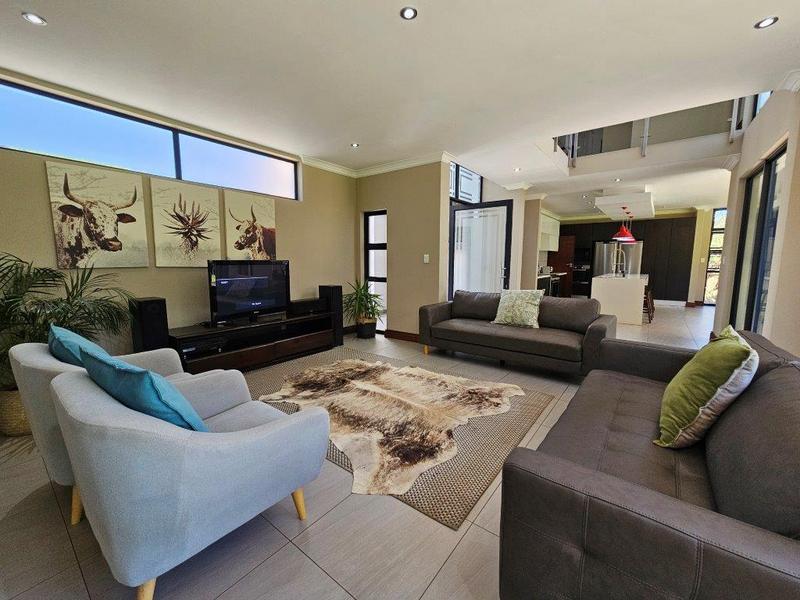 4 Bedroom Property for Sale in Midstream Ridge Gauteng