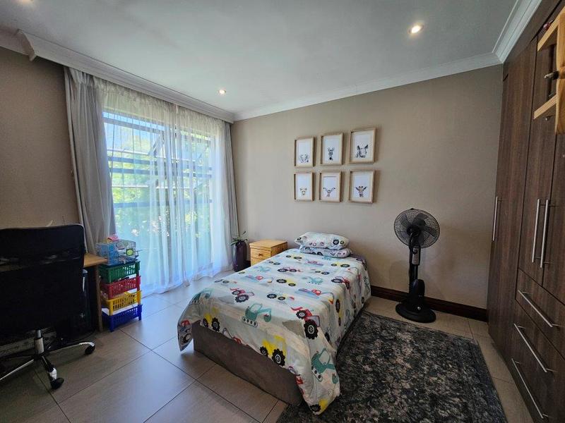 4 Bedroom Property for Sale in Midstream Ridge Gauteng