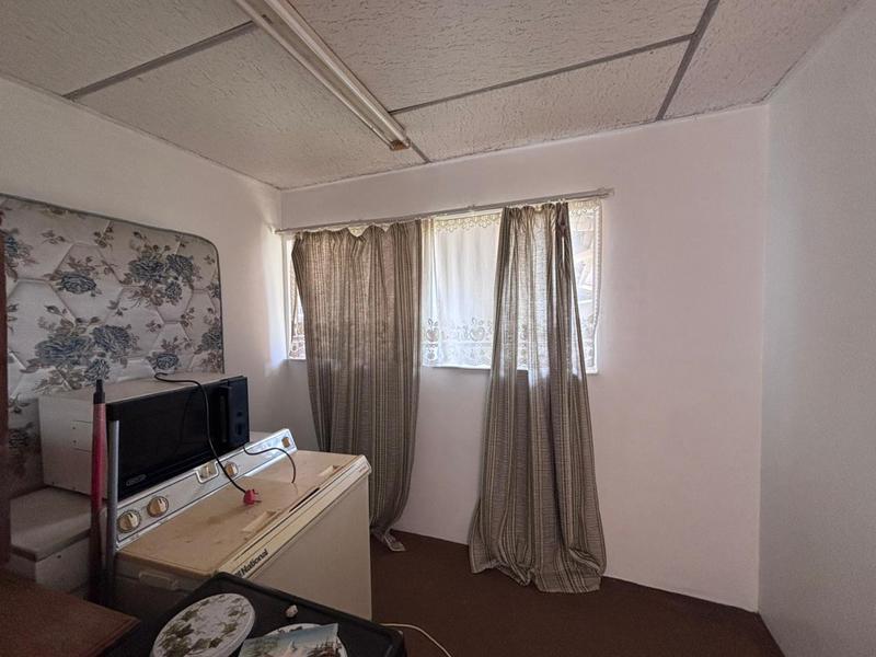 5 Bedroom Property for Sale in Sophiatown Gauteng