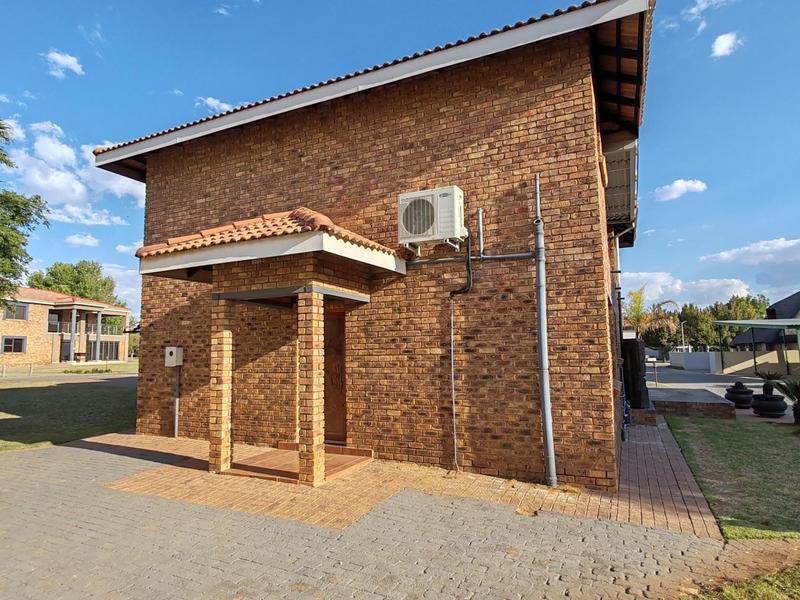 4 Bedroom Property for Sale in Misty Bay Gauteng