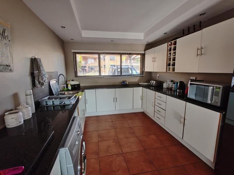 4 Bedroom Property for Sale in Misty Bay Gauteng