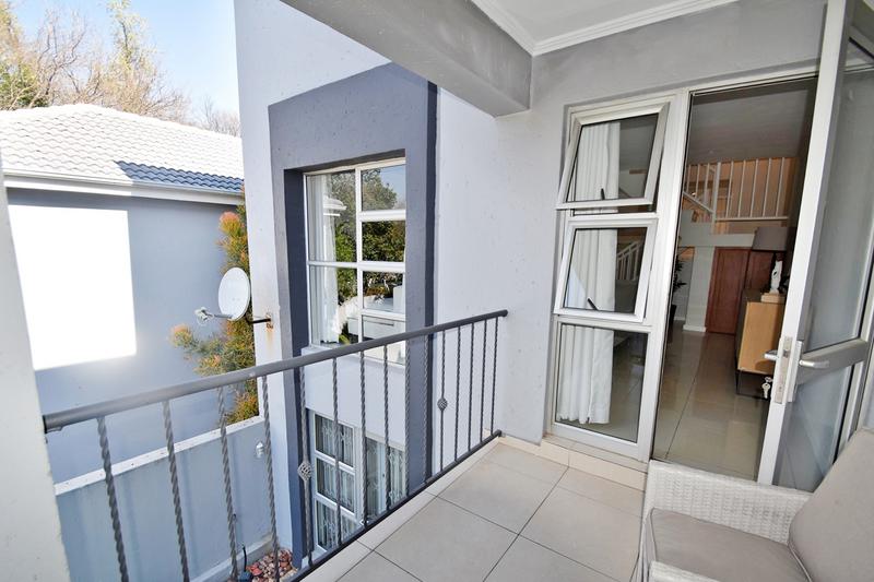 To Let 2 Bedroom Property for Rent in Sandown Gauteng