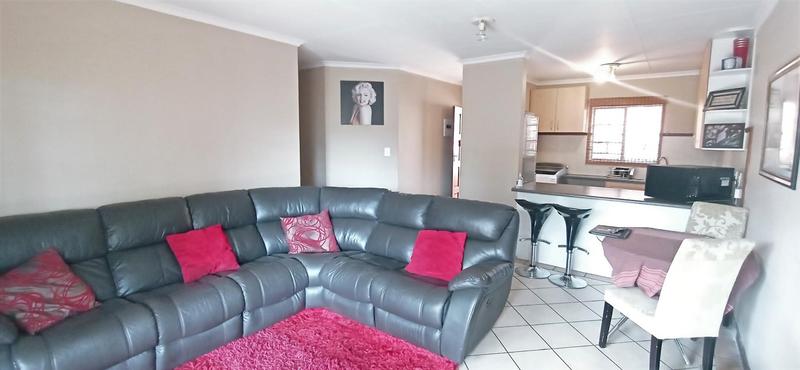 To Let 3 Bedroom Property for Rent in Moreleta Park Gauteng