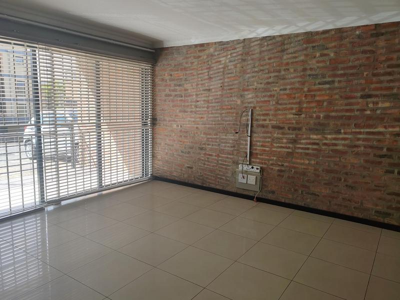 To Let 2 Bedroom Property for Rent in Solheim Gauteng