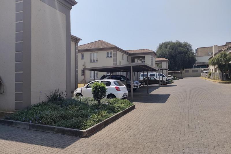 2 Bedroom Property for Sale in Bedfordview Gauteng