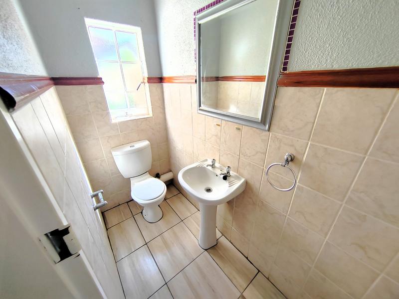 2 Bedroom Property for Sale in Annlin Gauteng