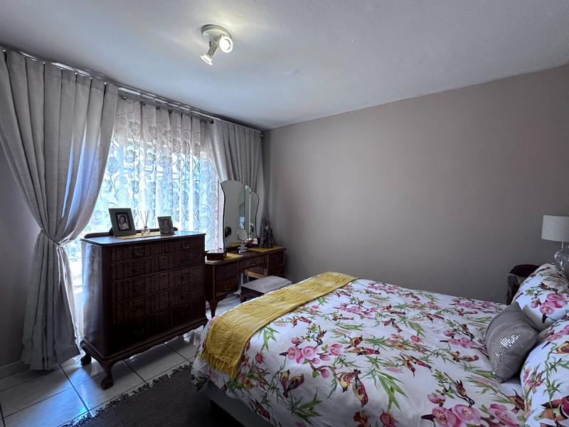 2 Bedroom Property for Sale in Theresa Park Gauteng