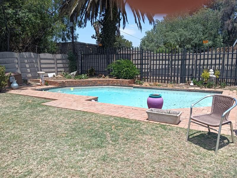 3 Bedroom Property for Sale in Freeway Park Gauteng