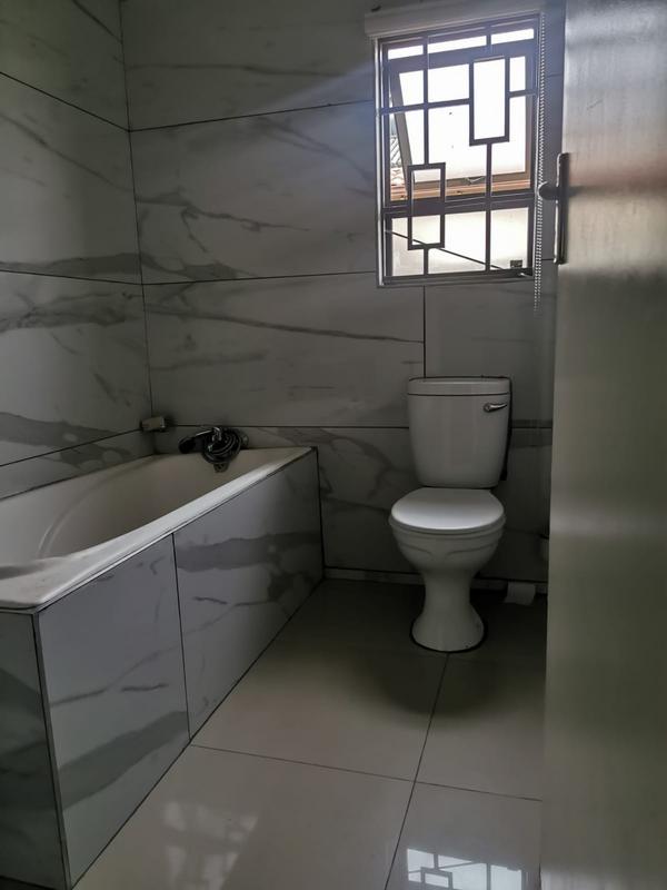 3 Bedroom Property for Sale in Klippoortjie Gauteng