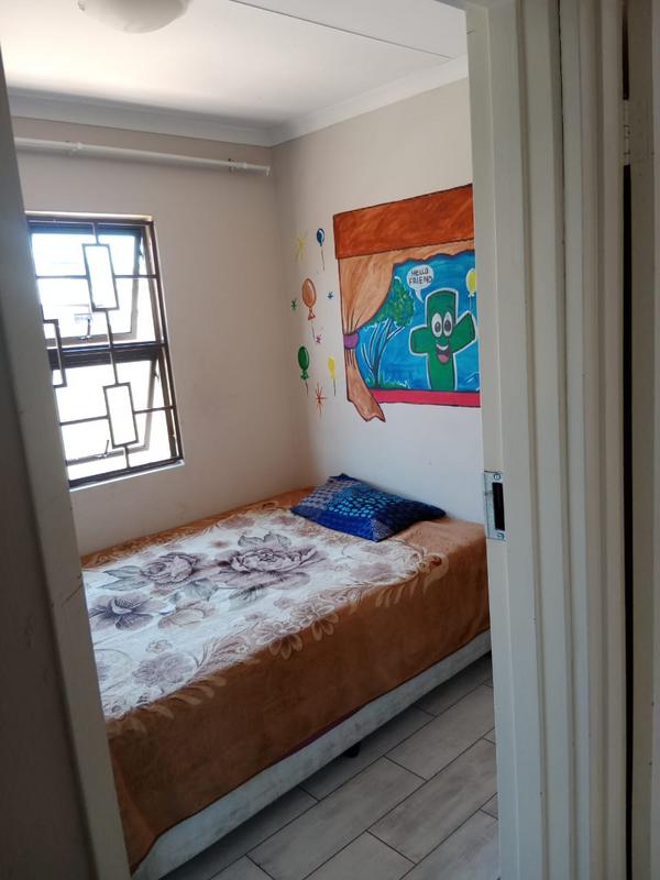 3 Bedroom Property for Sale in Klippoortjie Gauteng