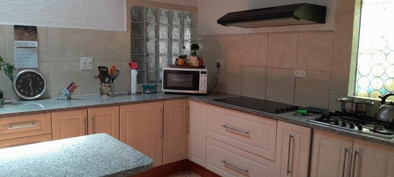 To Let 2 Bedroom Property for Rent in Primrose Hill Gauteng