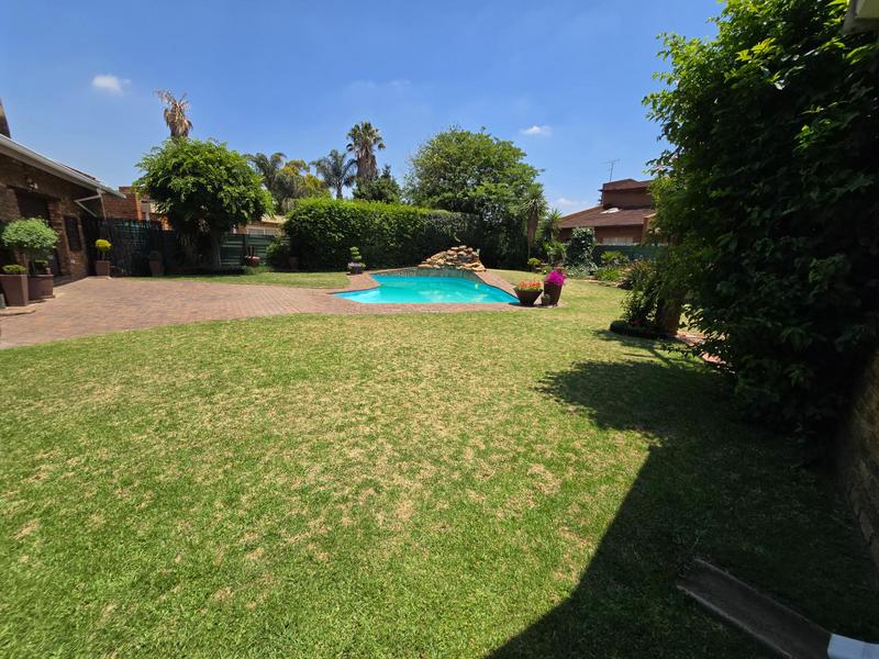 4 Bedroom Property for Sale in Sunward Park Gauteng