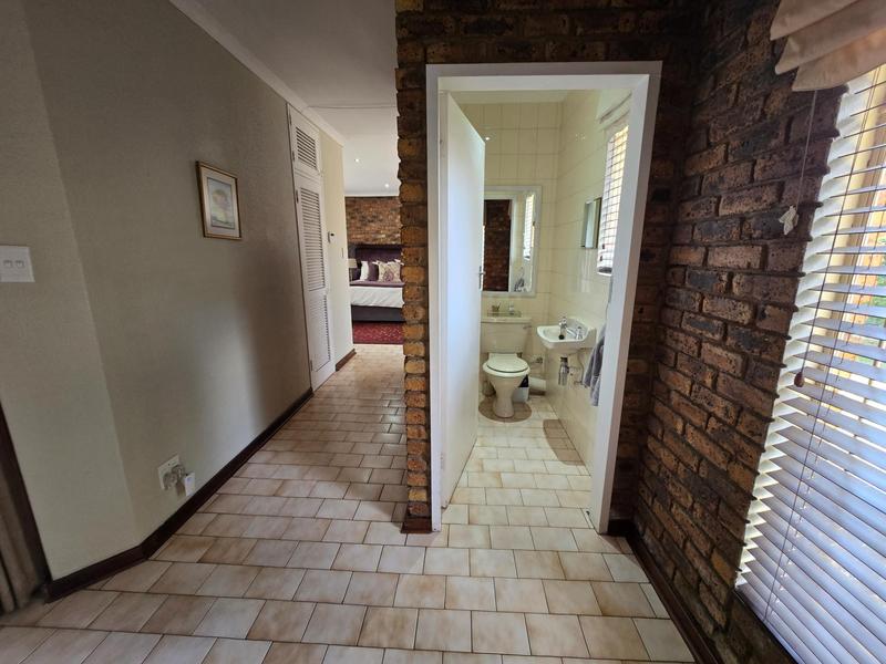 4 Bedroom Property for Sale in Sunward Park Gauteng