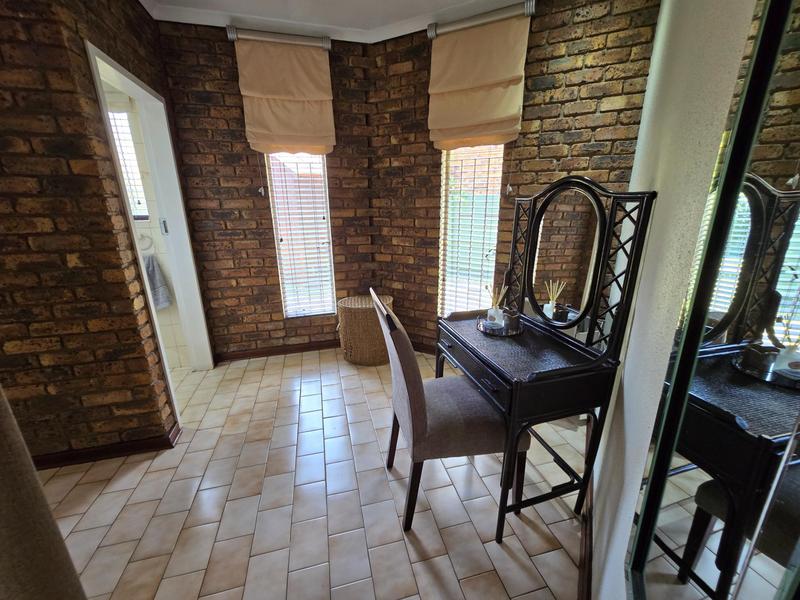 4 Bedroom Property for Sale in Sunward Park Gauteng