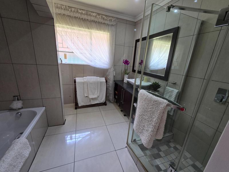 4 Bedroom Property for Sale in Sunward Park Gauteng