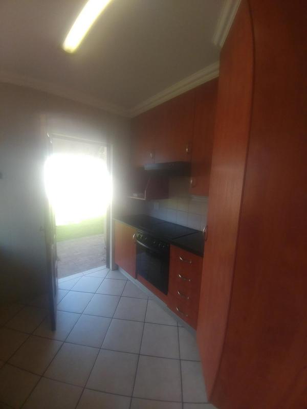 To Let 3 Bedroom Property for Rent in Kenleaf Gauteng