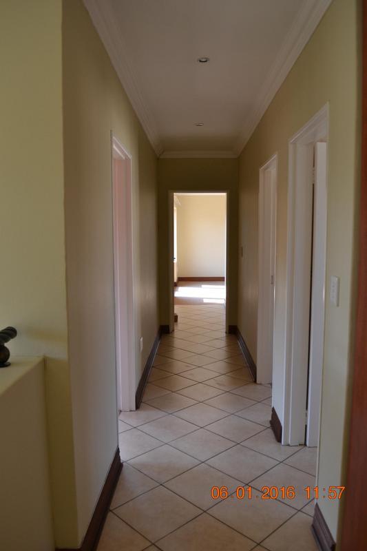 To Let 3 Bedroom Property for Rent in Kenleaf Gauteng