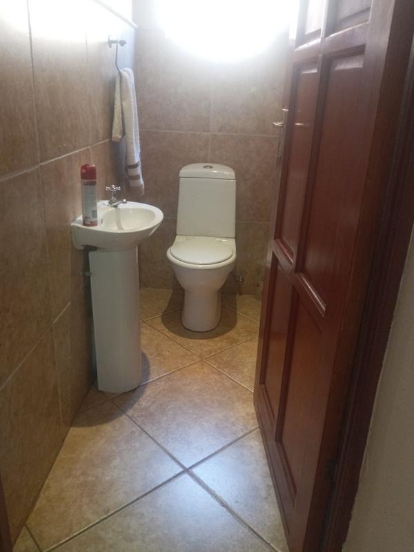 To Let 3 Bedroom Property for Rent in Greenhills Gauteng