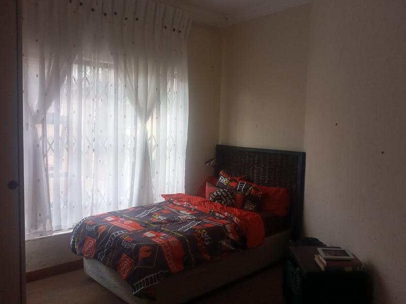 To Let 3 Bedroom Property for Rent in Greenhills Gauteng