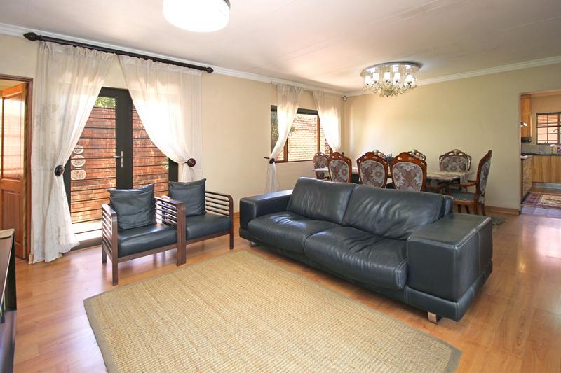 3 Bedroom Property for Sale in Magaliessig Gauteng