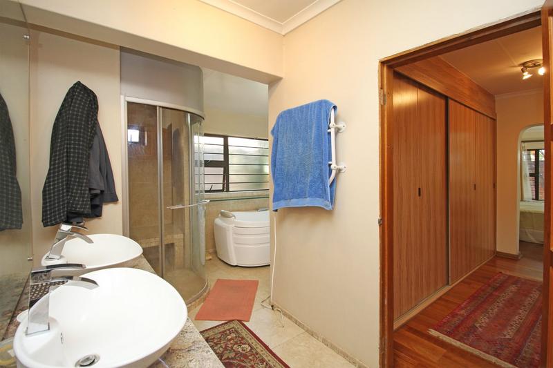 3 Bedroom Property for Sale in Magaliessig Gauteng