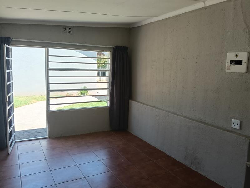 To Let commercial Property for Rent in Monument Gauteng