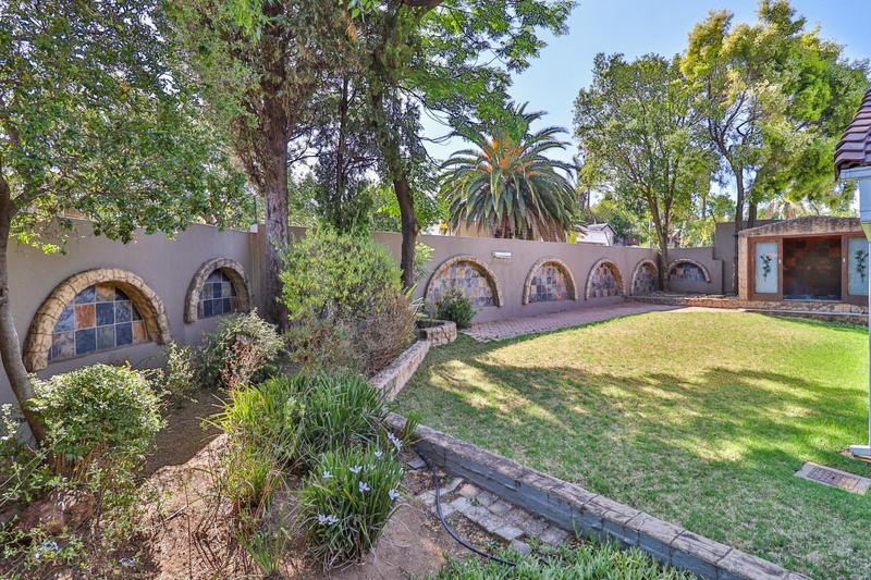 3 Bedroom Property for Sale in Bromhof Gauteng