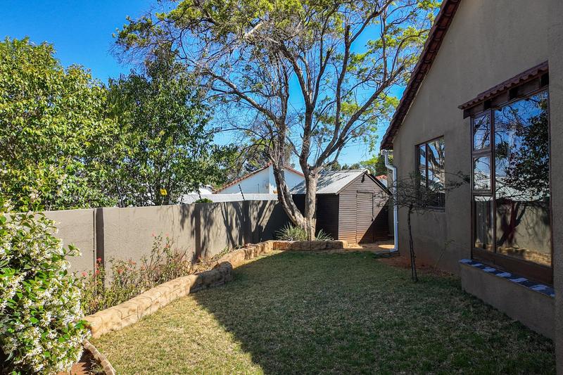 3 Bedroom Property for Sale in Bromhof Gauteng