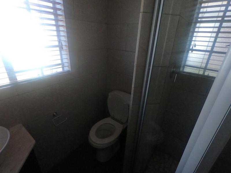 To Let 2 Bedroom Property for Rent in Sandown Gauteng