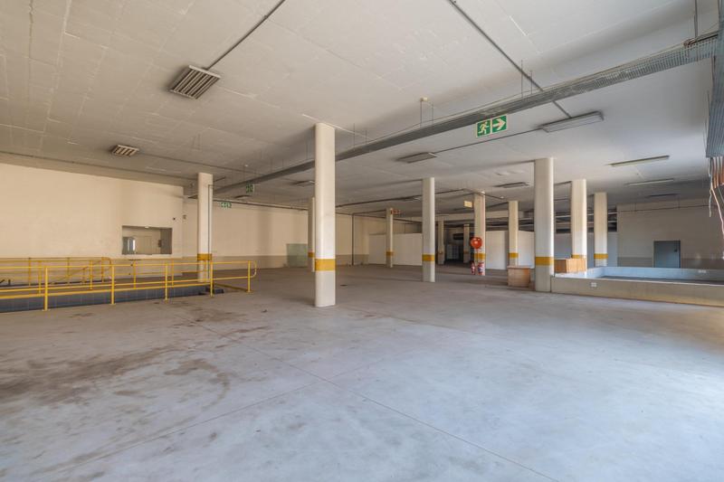 To Let commercial Property for Rent in Weltevreden Park Gauteng