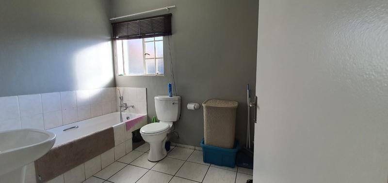 2 Bedroom Property for Sale in Fairlead Gauteng