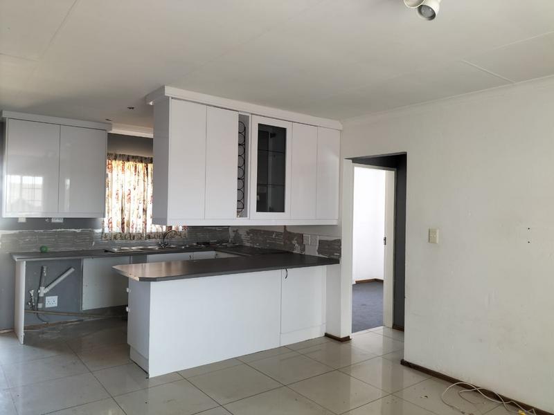 To Let 2 Bedroom Property for Rent in Terenure Gauteng