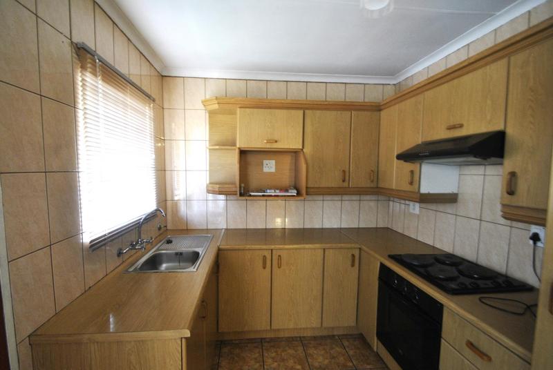 3 Bedroom Property for Sale in Dawn Park Gauteng