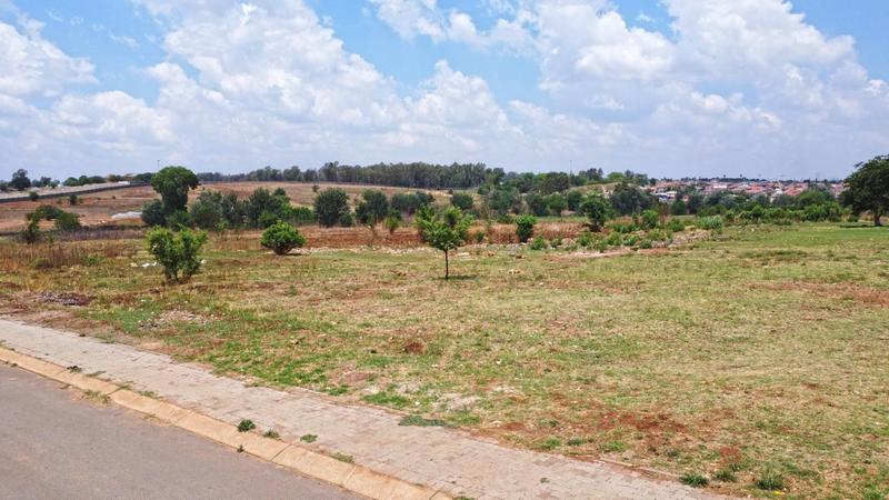 0 Bedroom Property for Sale in Clayville Gauteng