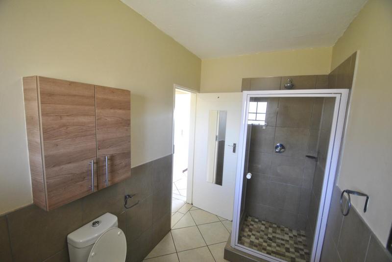 2 Bedroom Property for Sale in Noordwyk Gauteng