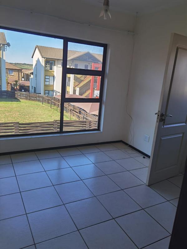 To Let 2 Bedroom Property for Rent in Noordwyk Gauteng