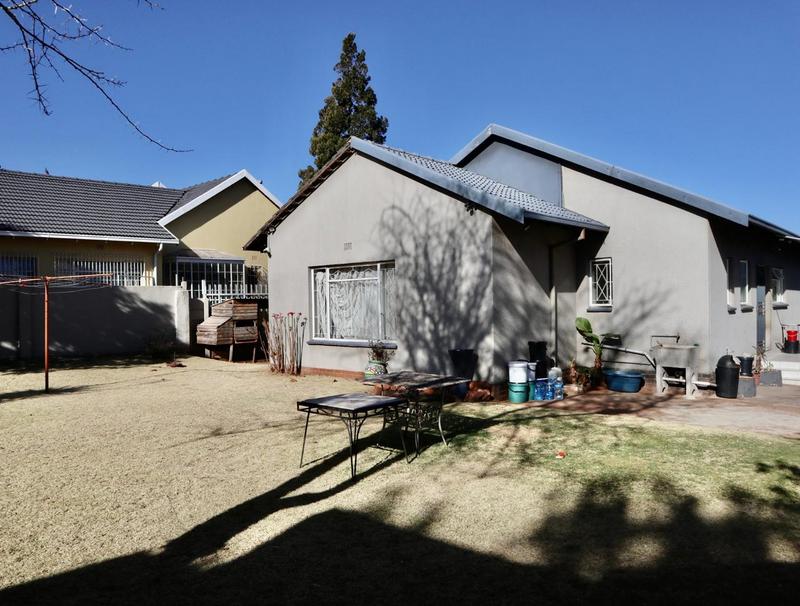 3 Bedroom Property for Sale in Dawnview Gauteng