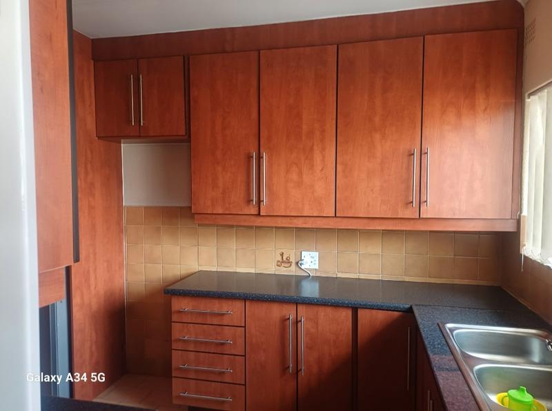 To Let 3 Bedroom Property for Rent in Birchleigh Gauteng