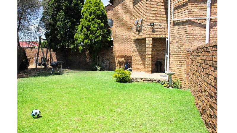 2 Bedroom Property for Sale in Elspark Gauteng