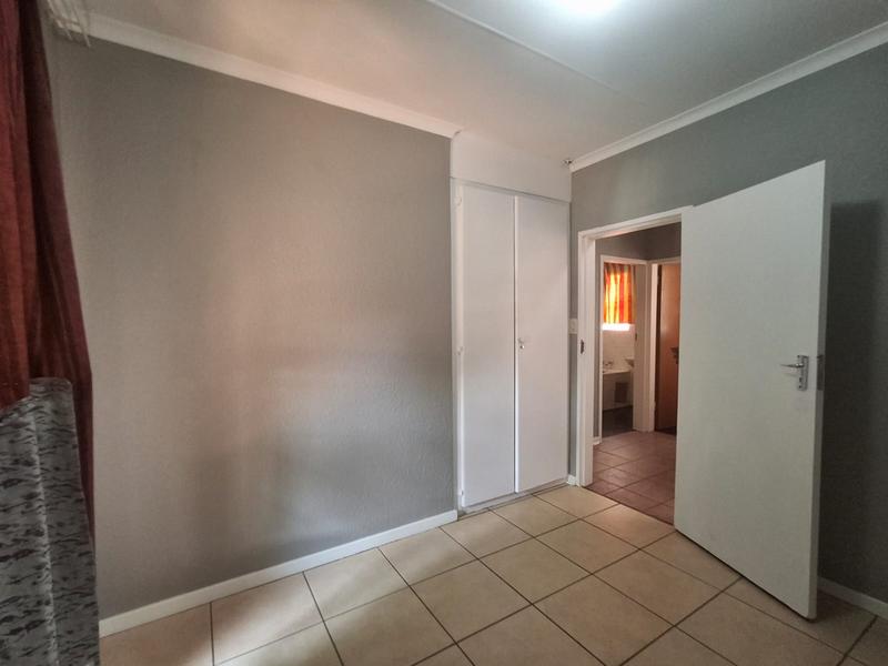 2 Bedroom Property for Sale in The Orchards Gauteng