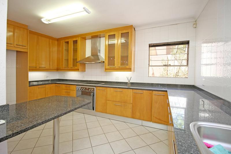 To Let 3 Bedroom Property for Rent in Magaliessig Gauteng