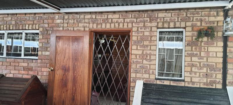 3 Bedroom Property for Sale in Mountain View Gauteng